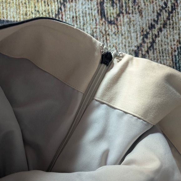 White House Black Market Black Cream Tan Abstract Swirl Pencil Skirt Size 2 - Picture 6 of 7